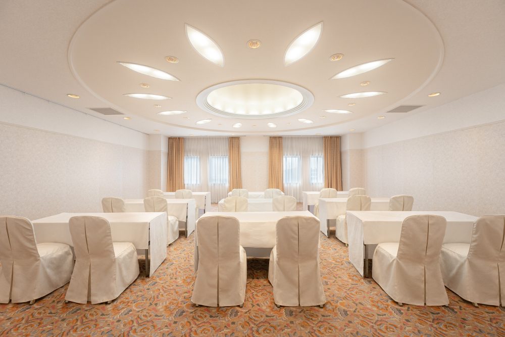 Meeting Room6｜ Grand Mercure Okinawa Cape Zanpa Resort [Official]