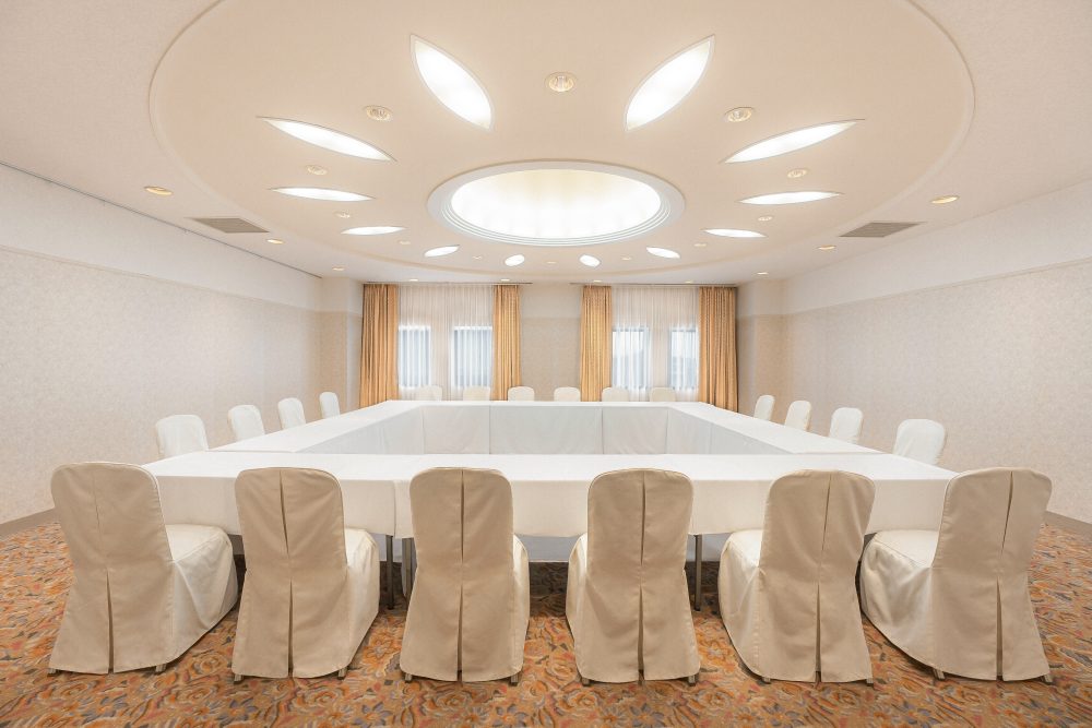 Meeting Room4｜ Grand Mercure Okinawa Cape Zanpa Resort [Official]