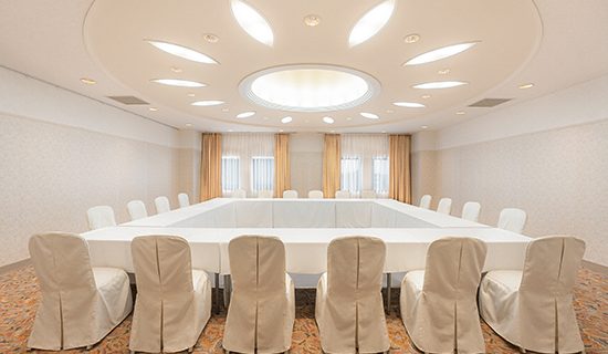 Meeting Room5｜ Grand Mercure Okinawa Cape Zanpa Resort [Official]